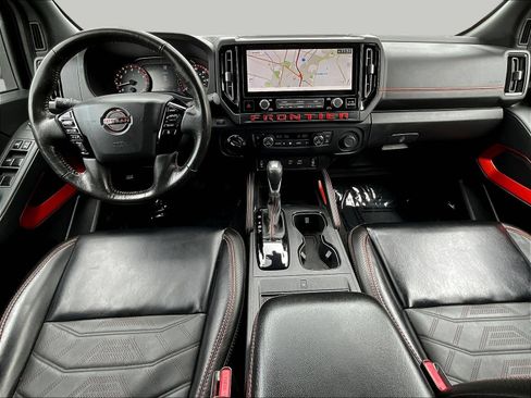 Certified 2025 Nissan Frontier PRO-4X w/ Pro Premium Package AWD/4WD image 11