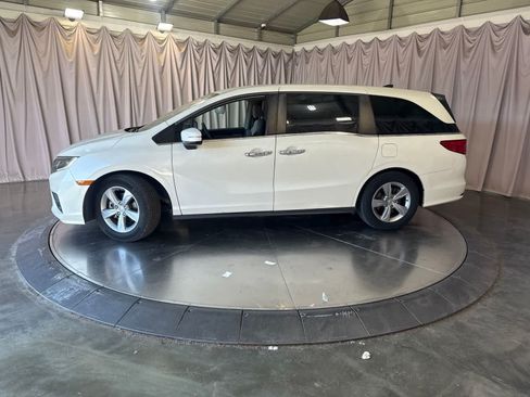 Used 2018 Honda Odyssey EX image 6
