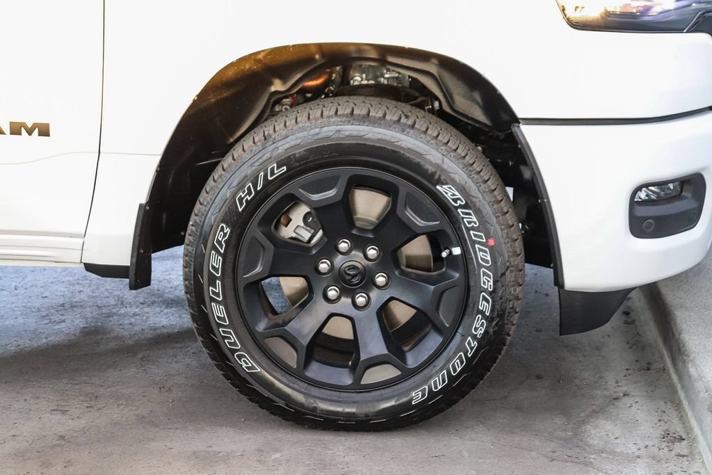 New 2026 RAM 1500 Express AWD/4WD image 11