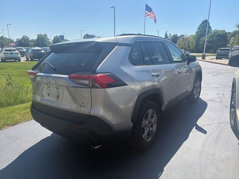 Certified 2025 Toyota RAV4 XLE AWD/4WD image 6