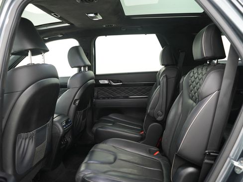 Used 2020 Hyundai Palisade Limited image 18