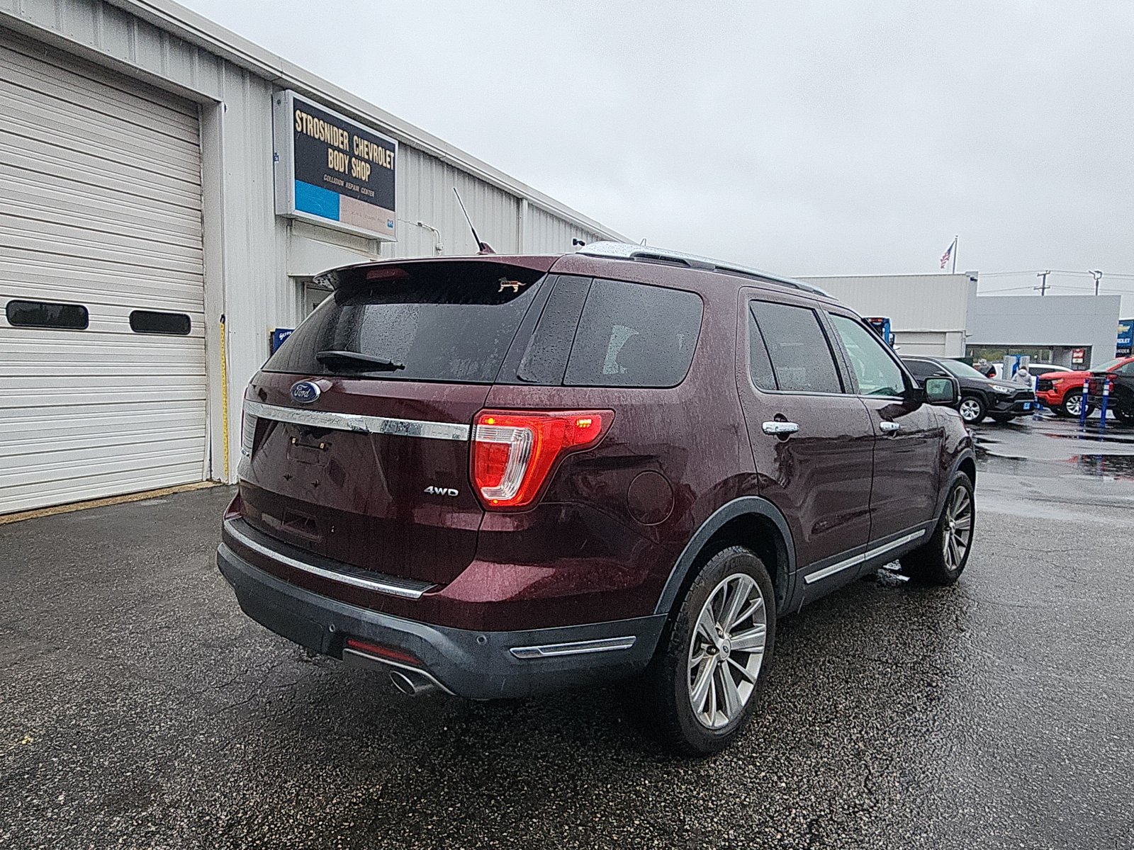 Used 2019 Ford Explorer Limited w/ Class III Trailer Tow Package AWD/4WD image 5