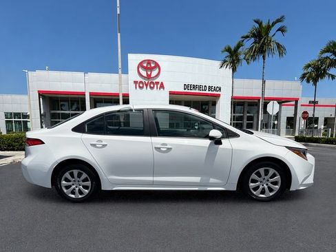 Used 2024 Toyota Corolla LE FWD image 8