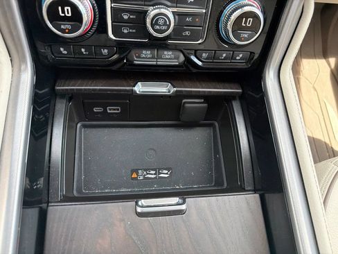 Certified 2024 GMC Yukon XL Denali w/ LPO, Illumination Package AWD/4WD image 22