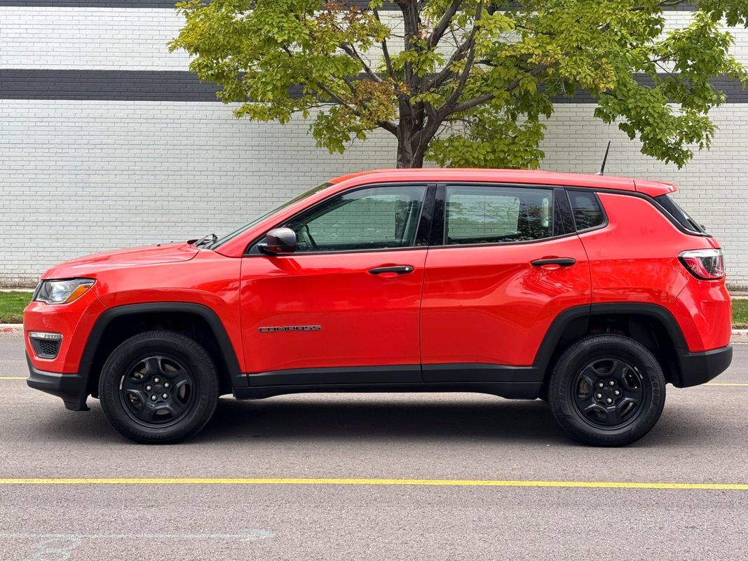 Used 2017 Jeep Compass Sport AWD/4WD image 2