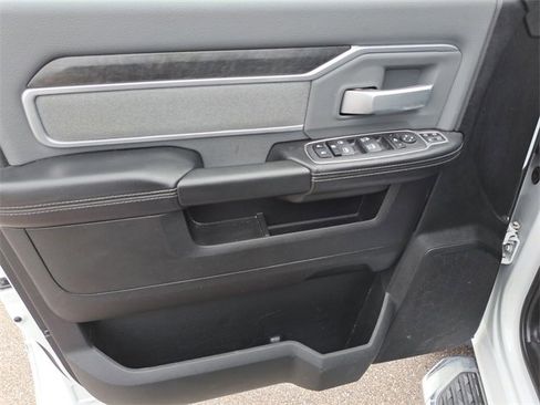 Used 2023 RAM 2500 Big Horn w/ Level 1 Equipment Group image 14