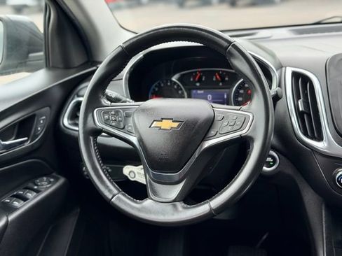 Used 2019 Chevrolet Equinox LT w/ Driver Convenience Package FWD image 23