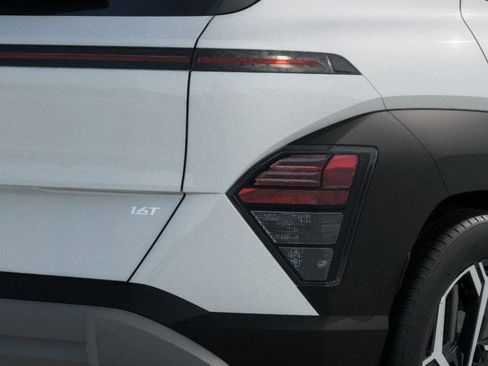 New 2026 Hyundai Kona Limited FWD image 10