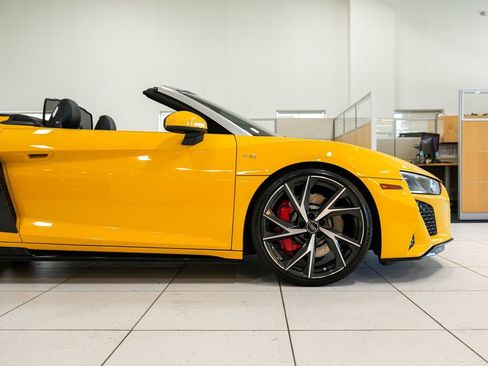 Used 2023 Audi R8 V10 performance RWD image 22