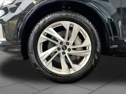 Used 2023 Audi Q7 2.0T Premium Plus w/ Premium Plus Package AWD/4WD image 11