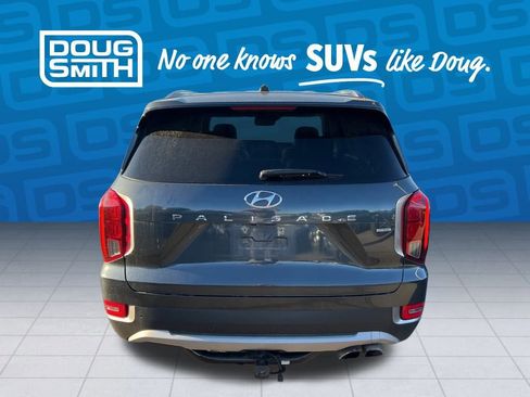 Used 2020 Hyundai Palisade SEL w/ Premium Package image 4