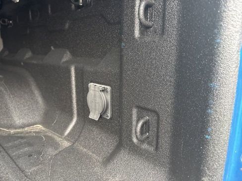 Used 2023 Chevrolet Colorado ZR2 w/ ZR2 Convenience Package III image 43