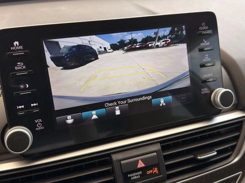 Used 2021 Honda Accord EX-L image 27
