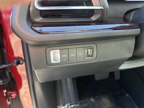 New 2026 Chevrolet Traverse Z71 w/ Enhanced Driving Package image 11