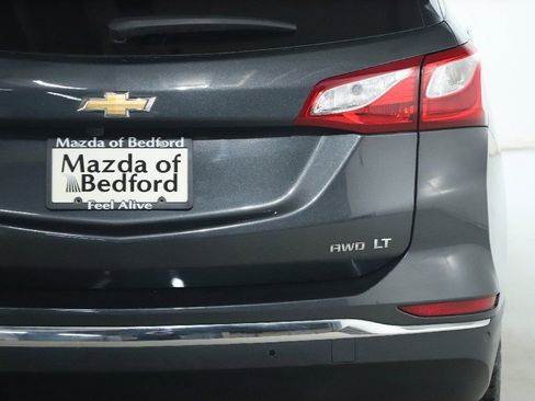 Used 2020 Chevrolet Equinox LT w/ Driver Convenience Package image 43