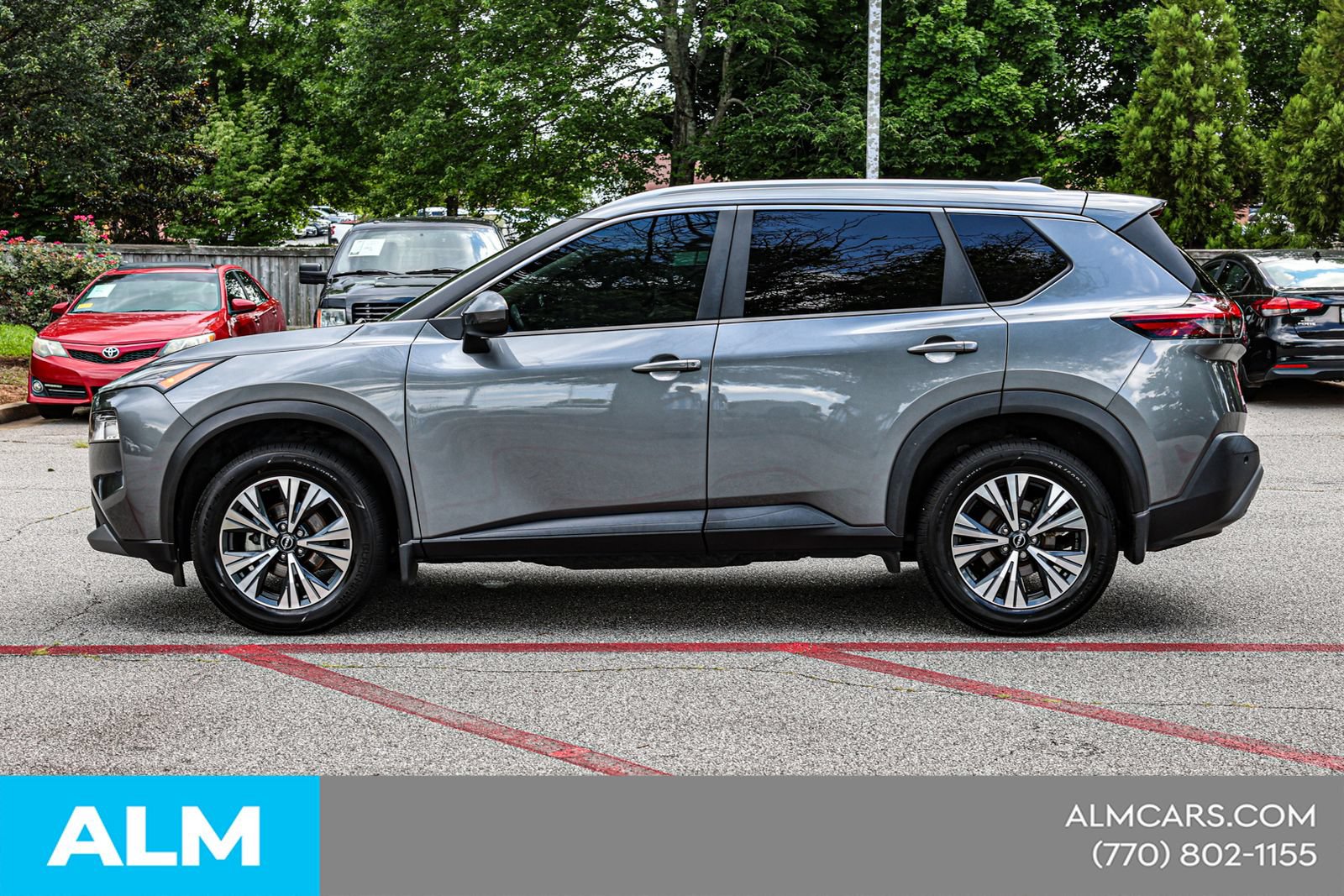 Used 2023 Nissan Rogue SV w/ SV Premium Package FWD image 9