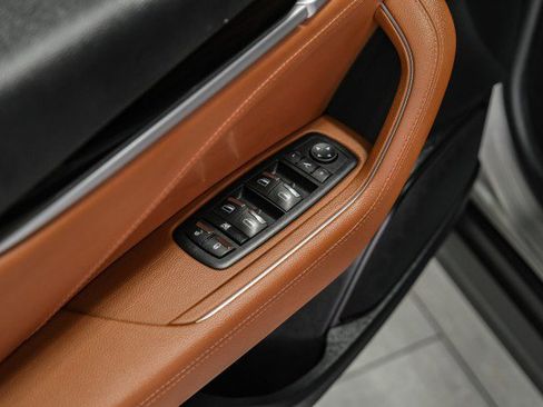 Used 2017 Maserati Levante S image 40