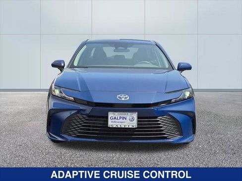 Used 2025 Toyota Camry LE FWD image 8