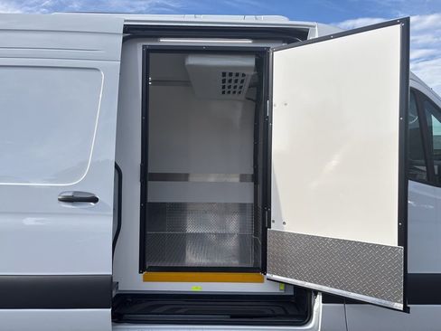 New 2026 Mercedes-Benz Sprinter 2500 image 22