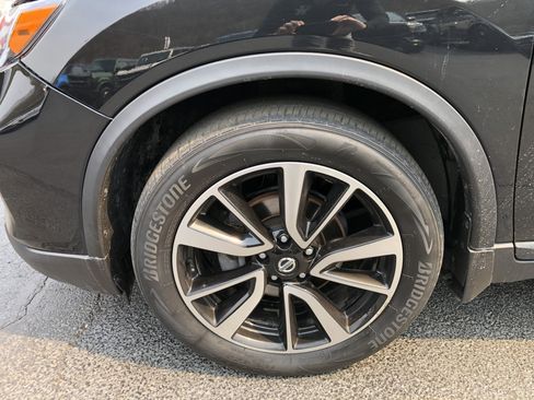 Used 2020 Nissan Rogue SL w/ Premium Package image 21