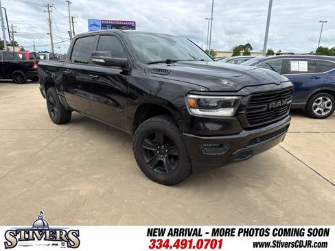 Used 2020 RAM 1500 Big Horn AWD/4WD image 1