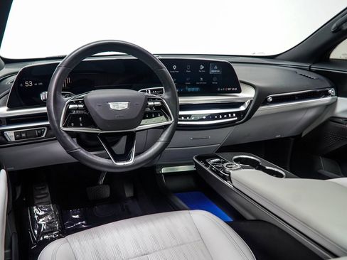 Used 2024 Cadillac Lyriq Sport RWD image 18