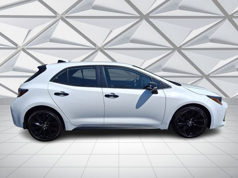 Used 2021 Toyota Corolla SE FWD image 12