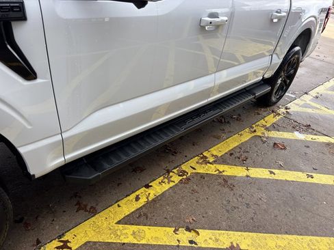 Used 2025 Ford F150 Lariat w/ Equipment Group 501A Mid image 12