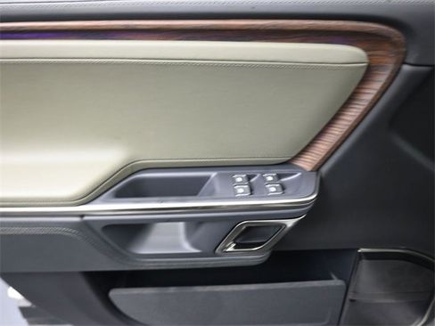 Used 2022 Rivian R1T Launch Edition image 13