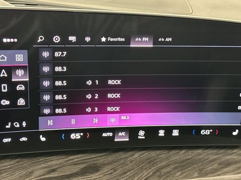 Used 2025 Audi Q5 Premium w/ 19" Wheel Package image 17