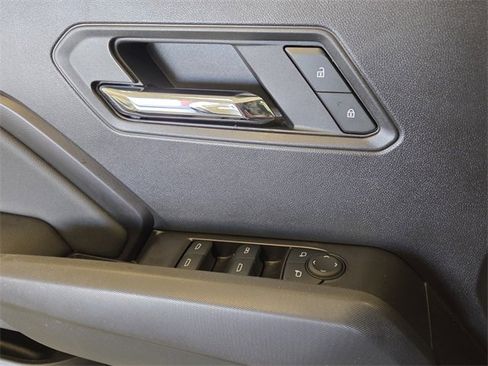 Used 2025 GMC Canyon Elevation w/ Convenience Package image 30