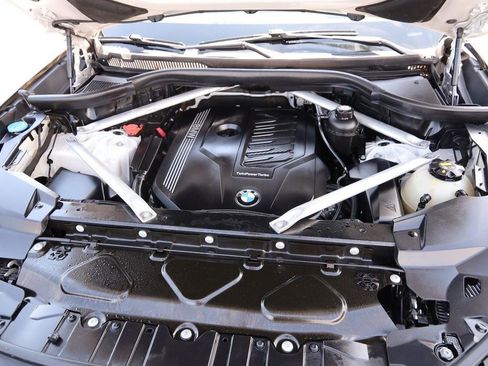 Used 2020 BMW X5 xDrive40i w/ M Sport Package AWD/4WD image 32