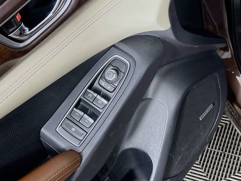 Used 2019 Subaru Ascent Touring w/ Popular Package #2 image 17