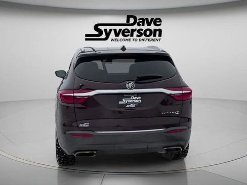 Used 2019 Buick Enclave Premium w/ Experience Buick Package image 4