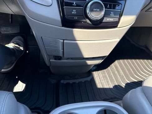 Used 2015 Honda Odyssey EX-L image 24