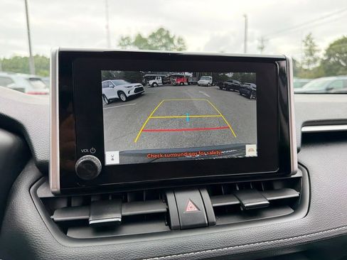 Used 2024 Toyota RAV4 XLE w/ Convenience Package AWD/4WD image 11