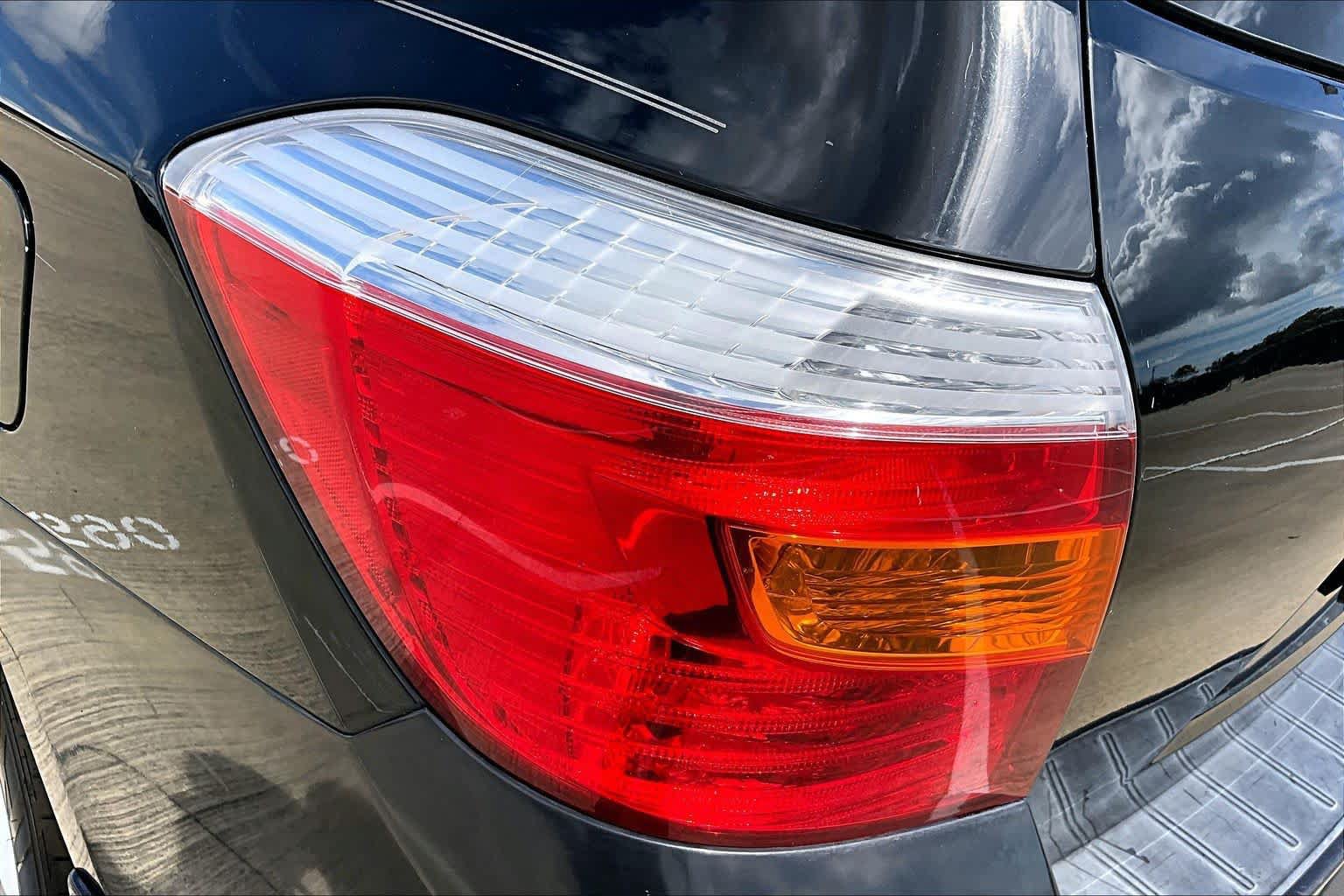 Used 2010 Toyota Highlander Limited w/ Extra Value Pkg 8 FWD image 23