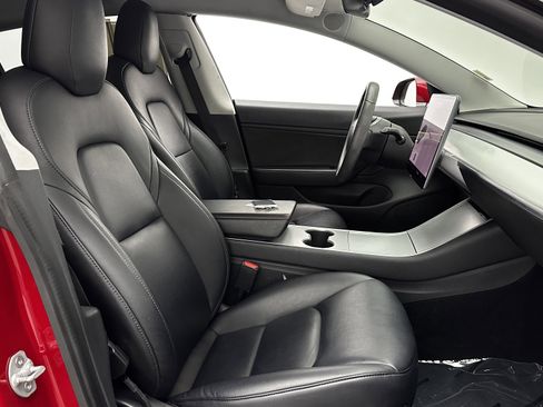 Used 2020 Tesla Model 3 Performance image 32