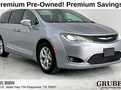 Used 2018 Chrysler Pacifica Limited