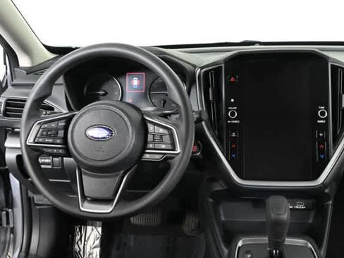 Used 2024 Subaru Impreza 2.0i Sport image 3