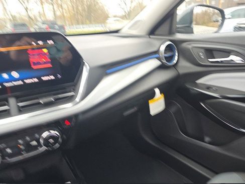 New 2026 Chevrolet Trax LT w/ LT Convenience Package image 32