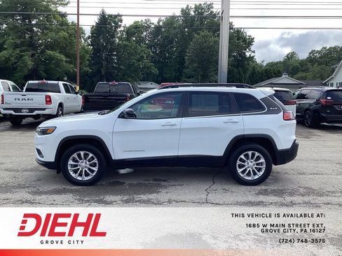 Used 2022 Jeep Cherokee Latitude Lux w/ Sun & Sound Group AWD/4WD image 4