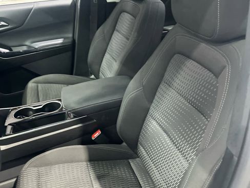 Used 2025 Chevrolet Equinox LT FWD image 21