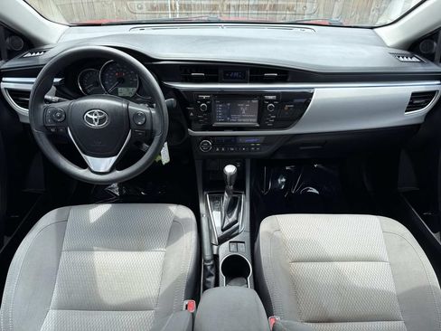 Used 2014 Toyota Corolla LE FWD image 19
