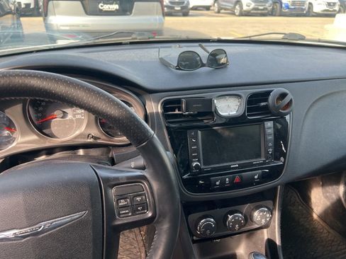 Used 2013 Chrysler 200 Limited w/ 2013.5MY 200S Special Edition image 11