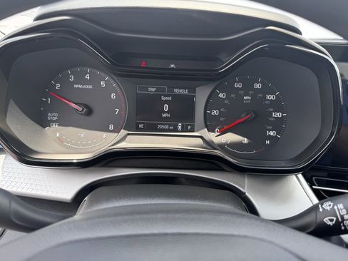 Used 2025 Chevrolet Trax LS image 15