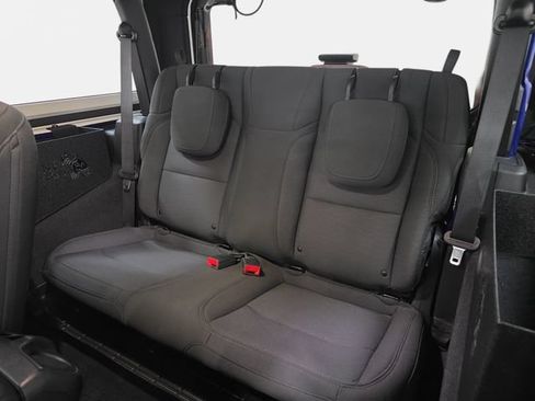 Used 2020 Jeep Wrangler Sport AWD/4WD image 10