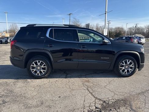 Certified 2020 GMC Acadia SLT w/ Driver Alert Package II image 8