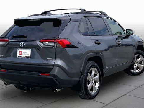 Used 2021 Toyota RAV4 XLE Premium AWD/4WD image 13