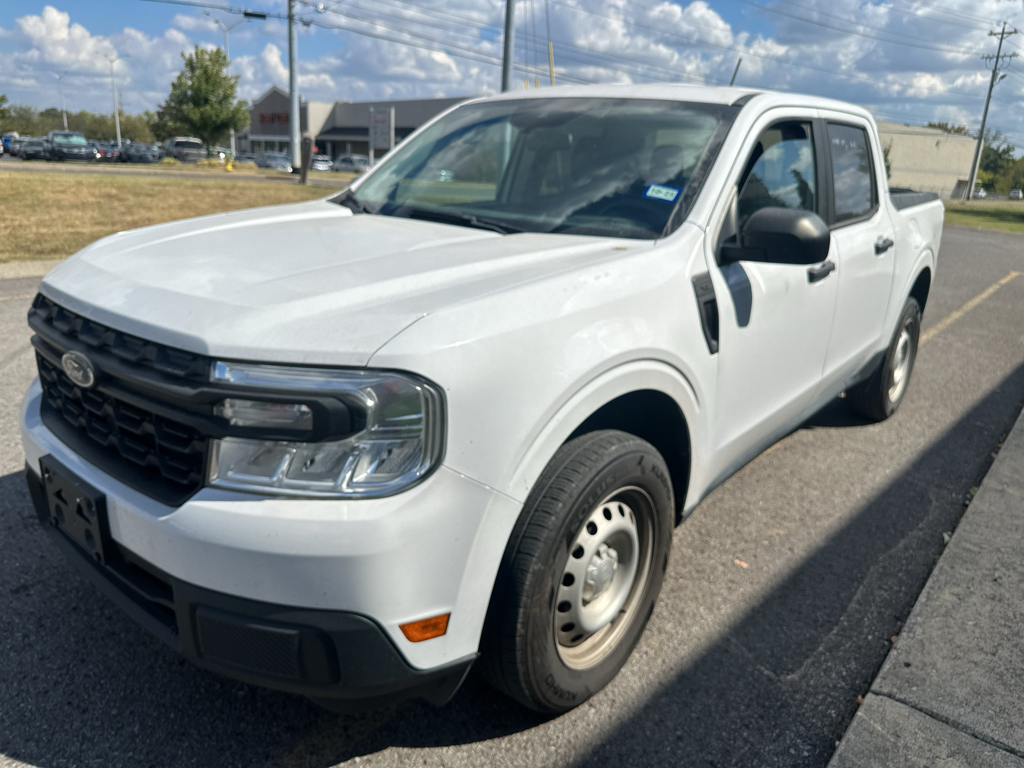 Used 2023 Ford Maverick XL FWD image 9
